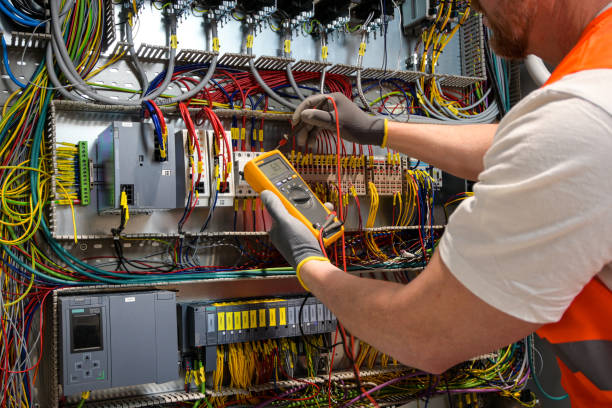 Best Circuit Breaker Repair  in Altamont, OR